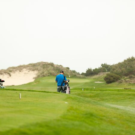 Praia D'El Rey Marriott Golf & Beach Resort Praia del Rei Bagian luar foto Golfers at the 2009 KLM Open